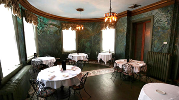 Ghost Hunters Lemp Mansion - YouTube
