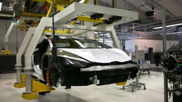 Supercar Superbuild Season 1 Episode 6