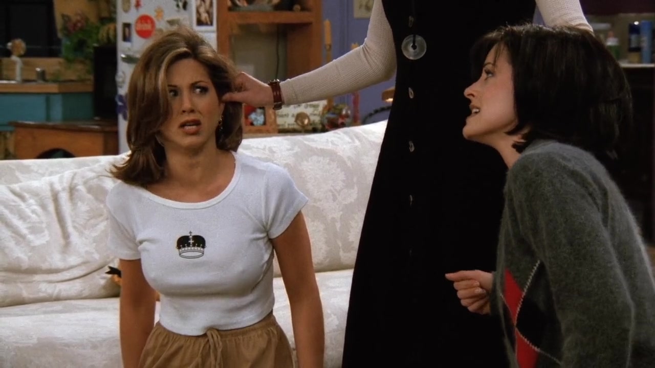 Screencaps of Friends Season 2 Episode 13