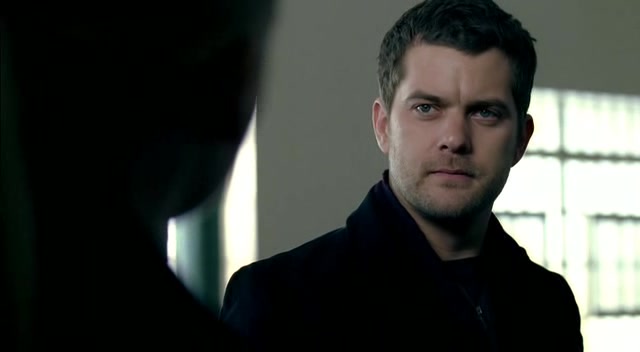 Screencaps Of Fringe Season 1 Episode 1