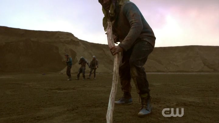 Screenshot of The 100 Season 2 Episode 14 (S02E14)