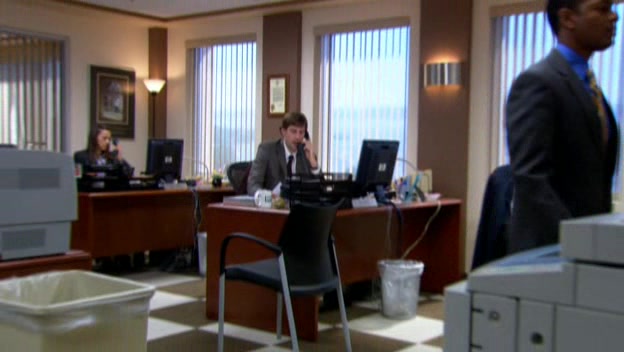 Screencaps of The Office (US) Season 3 Episode 1