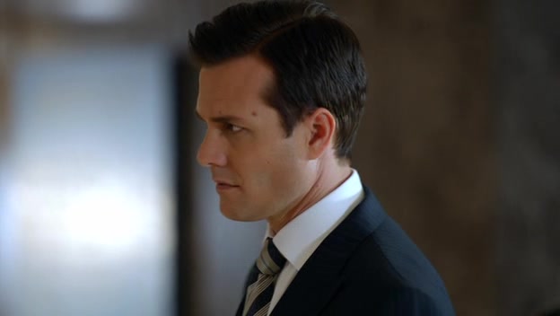 Screenshot of Suits Season 1 Episode 12 (S01E12)