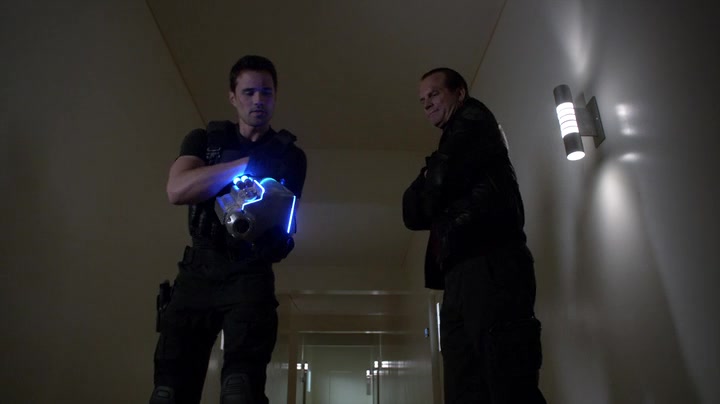 Screenshot of Marvel's Agents of S.H.I.E.L.D. Season 1 Episode 18 (S01E18)