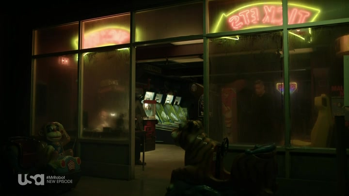 Screenshot of Mr. Robot Season 1 Episode 4 (S01E04)