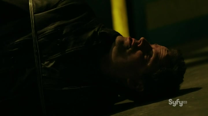 Screenshot of Dark Matter Season 1 Episode 4 (S01E04)