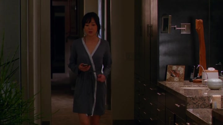 Screenshot of Mistresses (US) Season 1 Episode 1 (S01E01)