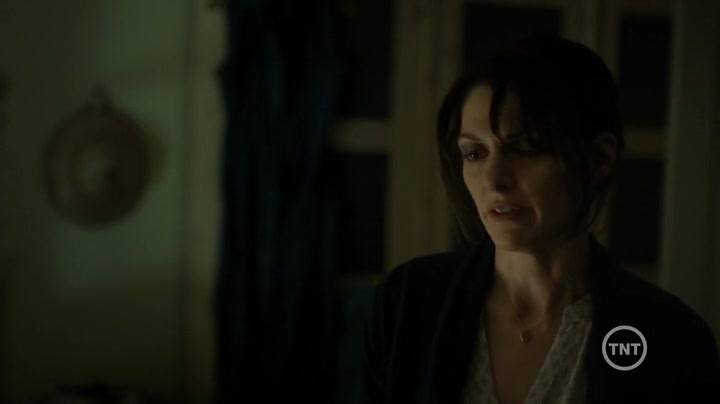 Screenshot of Legends Season 2 Episode 2 (S02E02)