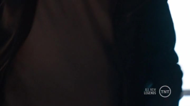 Screenshot of Legends Season 1 Episode 5 (S01E05)
