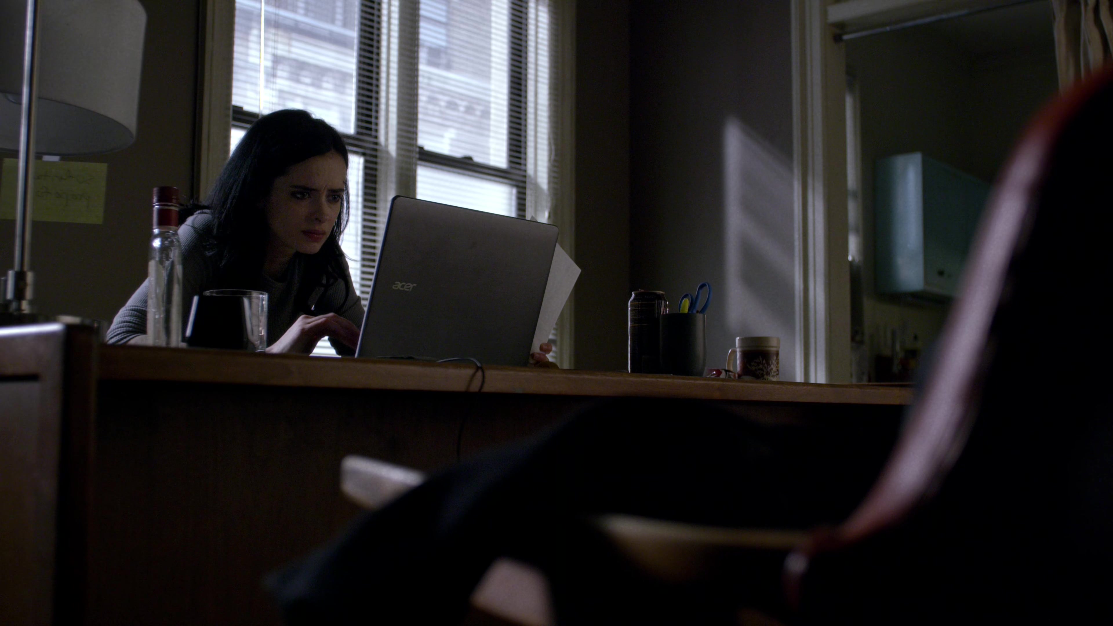 Screenshot of Marvel's Jessica Jones Season 1 Episode 4 (S01E04)