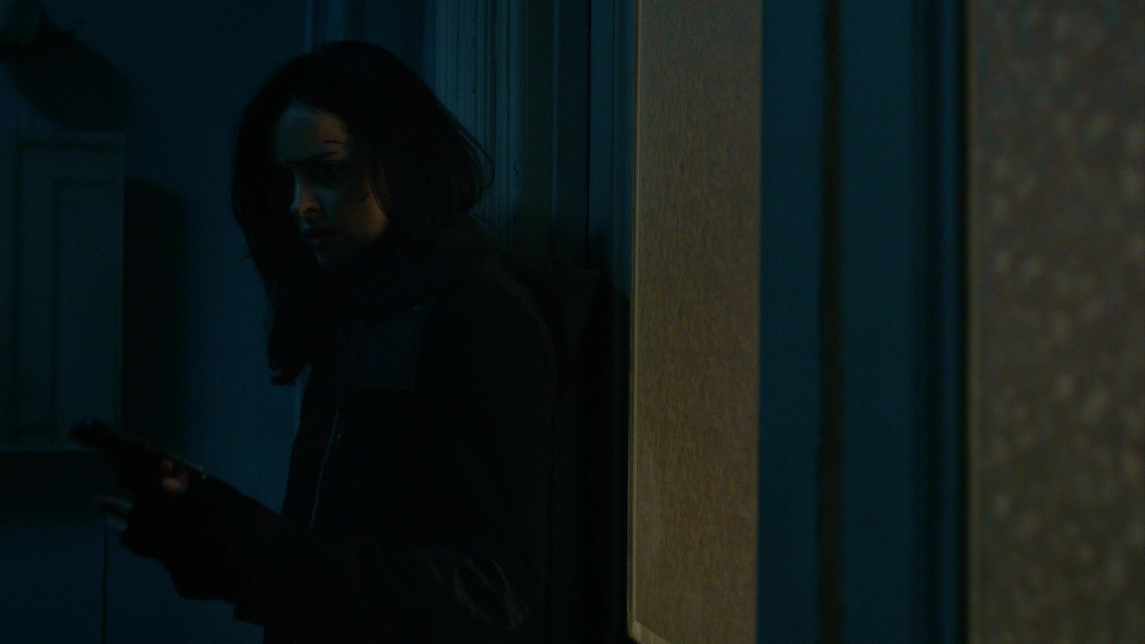 Screenshot of Marvel's Jessica Jones Season 1 Episode 4 (S01E04)