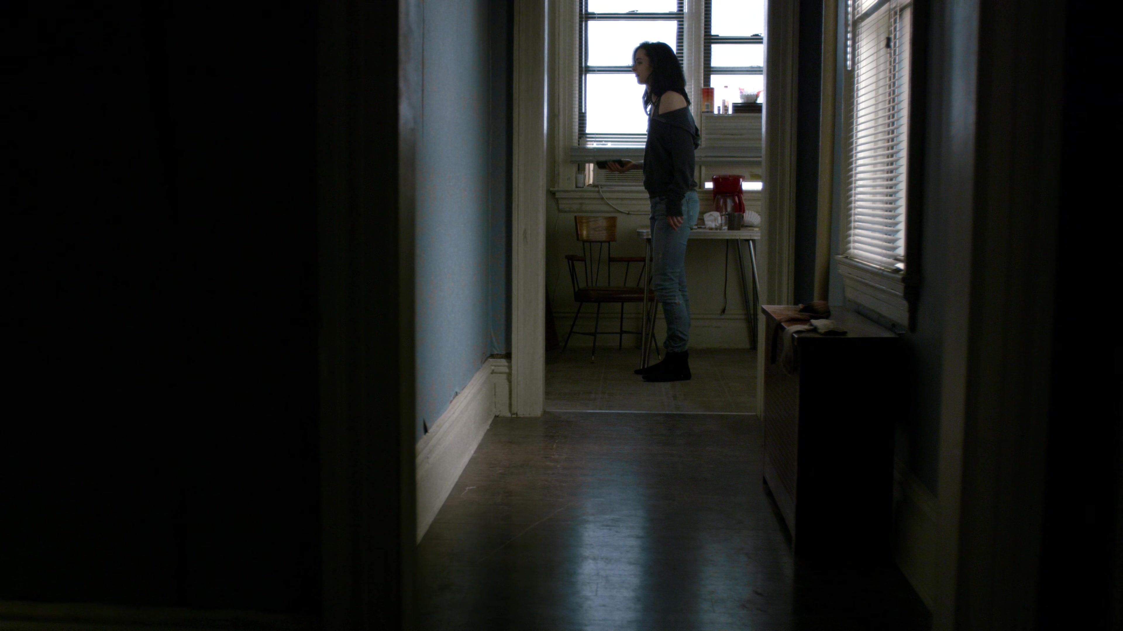 Screenshot of Marvel's Jessica Jones Season 1 Episode 3 (S01E03)