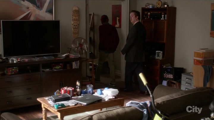 Screenshot of The Grinder Season 1 Episode 16 (S01E16)