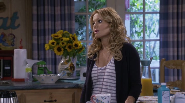 Screencaps of Fuller House Season 1 Episode 11