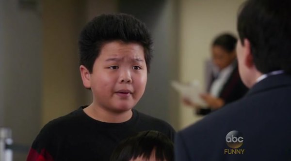 Screencaps of Fresh Off the Boat Season 2 Episode 24