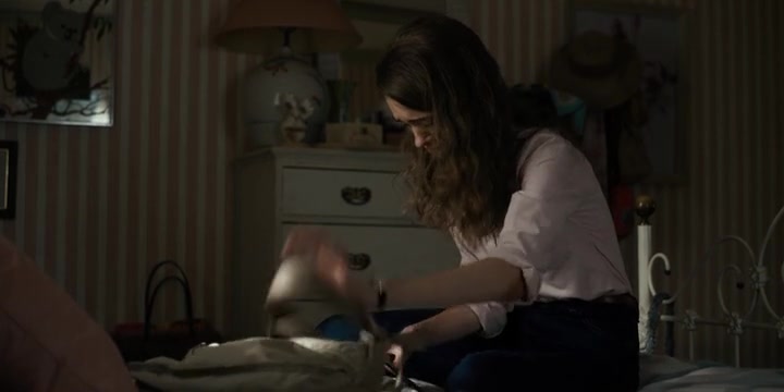 Screencaps of Stranger Things Season 1 Episode 4
