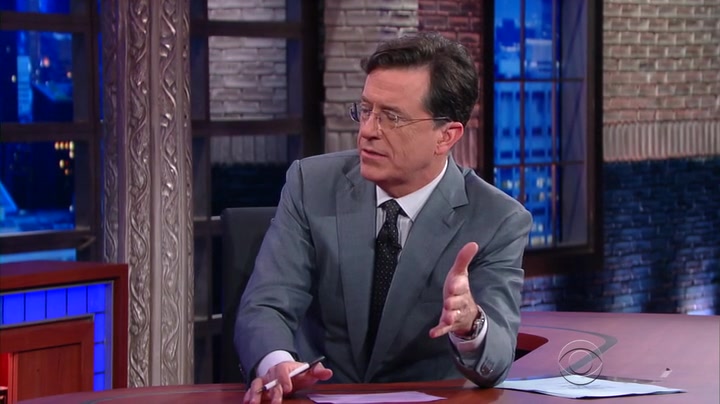 Screenshot of The Late Show with Stephen Colbert Season 1 Episode 43 (S01E43)