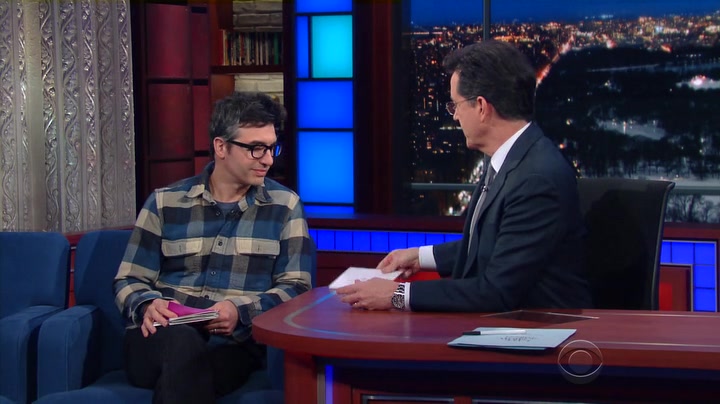 Screenshot of The Late Show with Stephen Colbert Season 1 Episode 91 (S01E91)