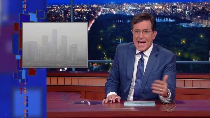 Screenshot of The Late Show with Stephen Colbert Season 1 Episode 21 (S01E21)