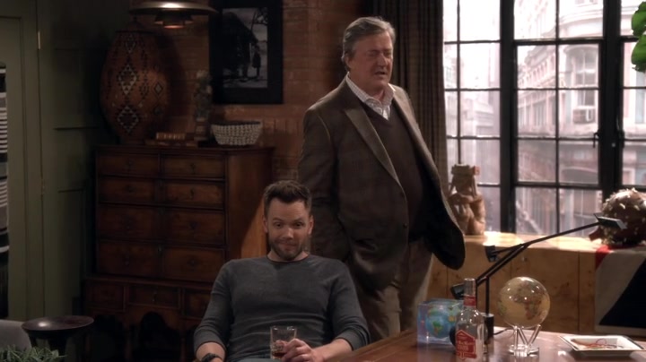 Screenshot of The Great Indoors Season 1 Episode 2 (S01E02)