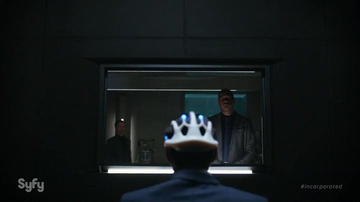 Screenshot of Incorporated Season 1 Episode 8 (S01E08)