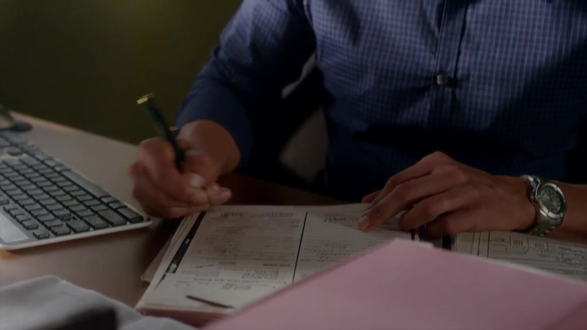 Screenshot of Pretty Little Liars Season 7 Episode 15 (S07E15)