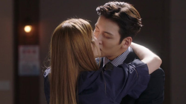 Suspicious Partner Episode 1 / Sinopsis Suspicious Partner Episode 1-40