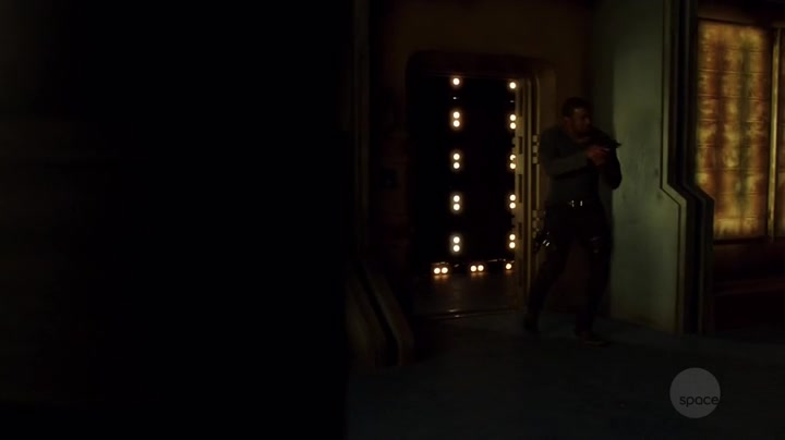 Screenshot of Dark Matter Season 3 Episode 8 (S03E08)