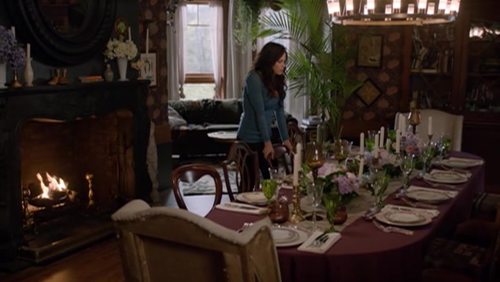 Screenshot of Witches of East End Season 1 Episode 9 (S01E09)