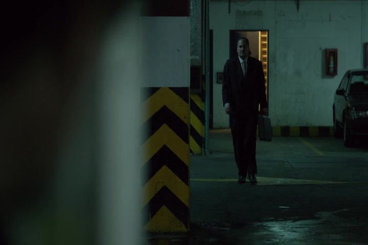 Screenshot of Narcos Season 3 Episode 10 (S03E10)