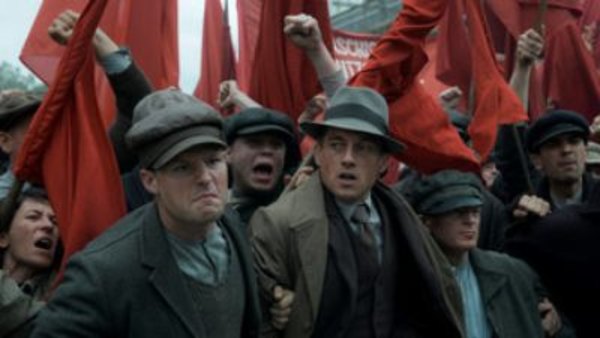Babylon Berlin Season 1 Episode 1