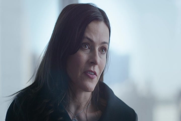 Screencaps Of Dirty Money Season 1 Episode 3