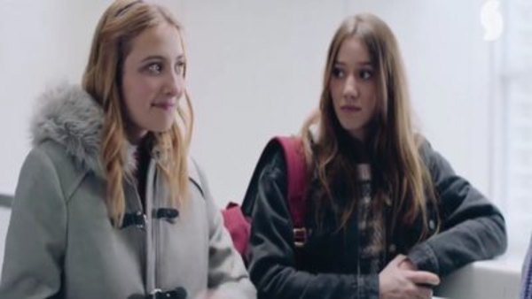 skam france season 3 episode 1 مترجم