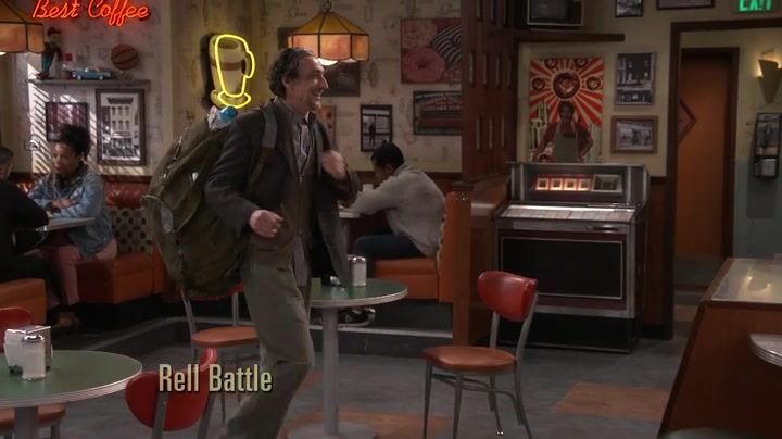 Screenshot of Superior Donuts Season 2 Episode 21 (S02E21)