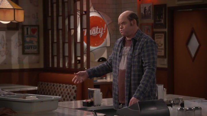 Screenshot of Superior Donuts Season 2 Episode 21 (S02E21)