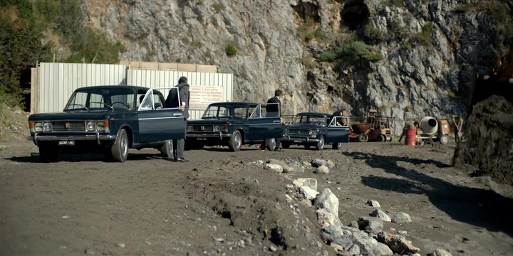 Screenshot of Trust Season 1 Episode 10 (S01E10)