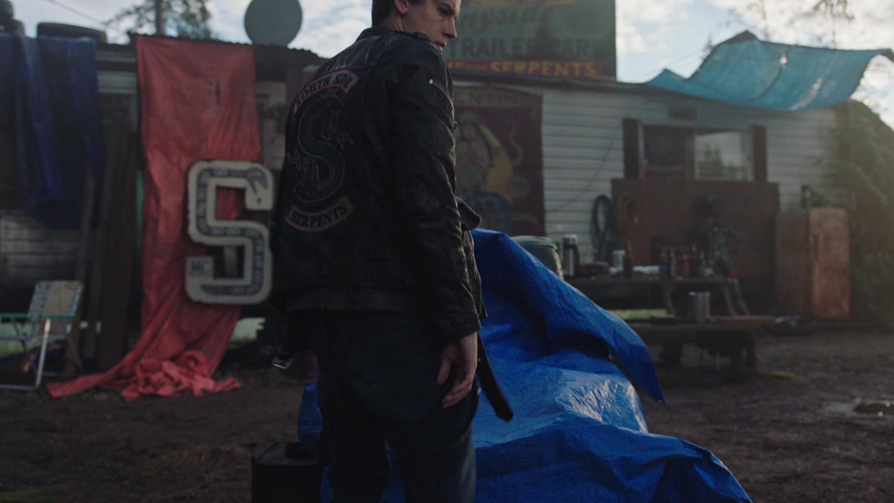 Screenshot of Riverdale Season 3 Episode 6 (S03E06)