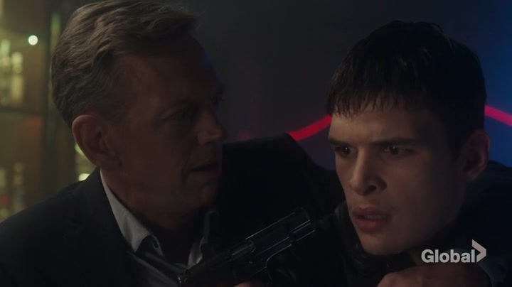 Screenshot of Ransom Season 3 Episode 9 (S03E09)