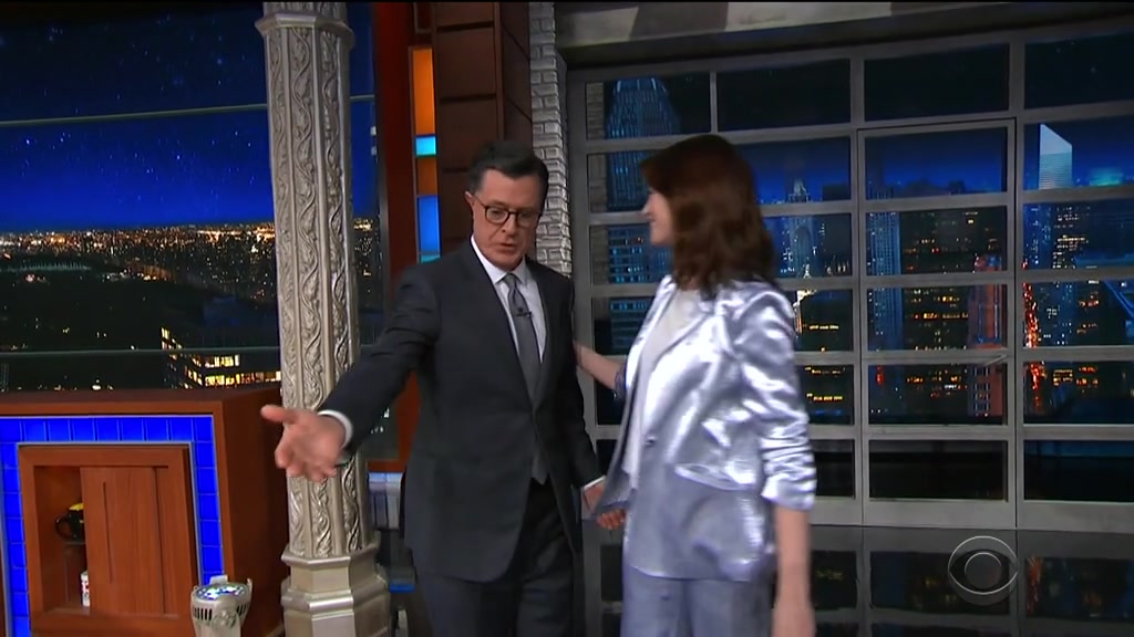 Screenshot of The Late Show with Stephen Colbert Season 4 Episode 142 (S04E142)