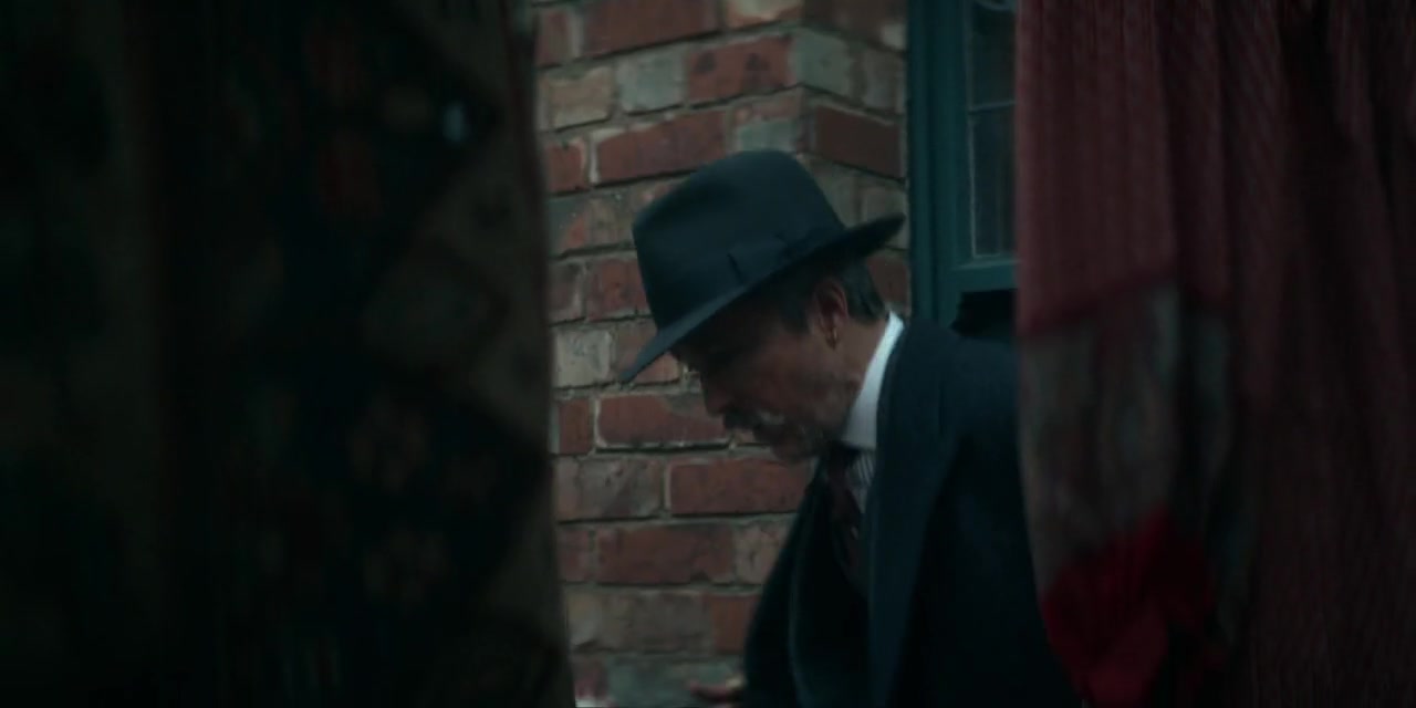 Screencaps of Peaky Blinders Season 5 Episode 1