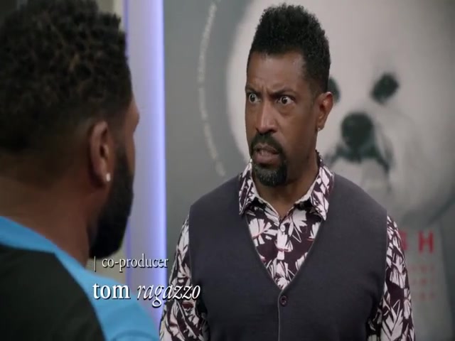 Screenshot of black-ish Season 6 Episode 1 (S06E01)
