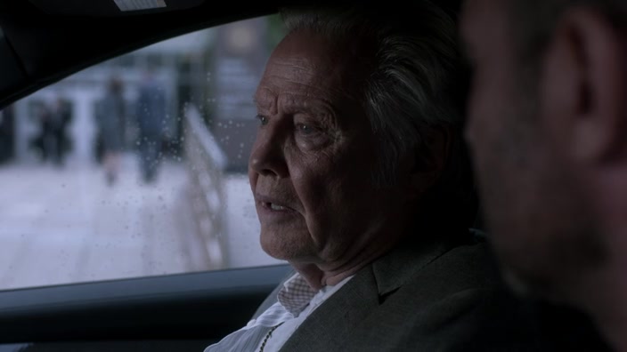Screenshot of Ray Donovan Season 7 Episode 1 (S07E01)