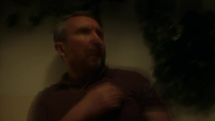 Screenshot of Ray Donovan Season 7 Episode 1 (S07E01)