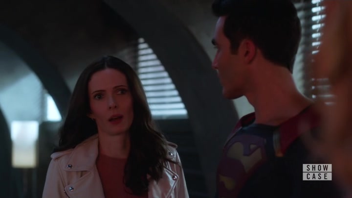 Screencaps of Supergirl Season 5 Episode 9