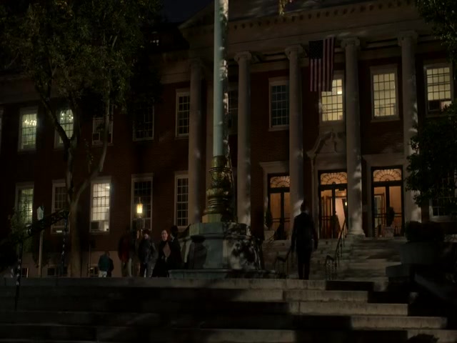 Screenshot of Ray Donovan Season 7 Episode 9 (S07E09)