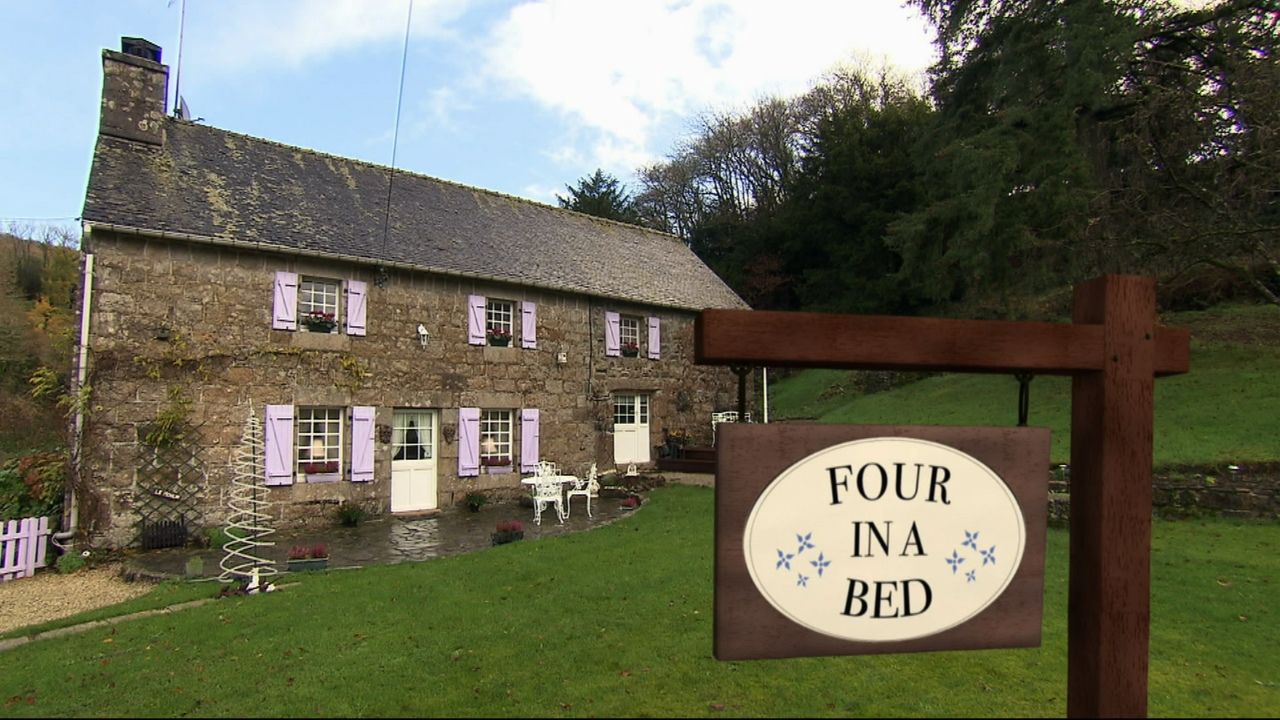 Four in a Bed episodes (TV Series 2010 Now)