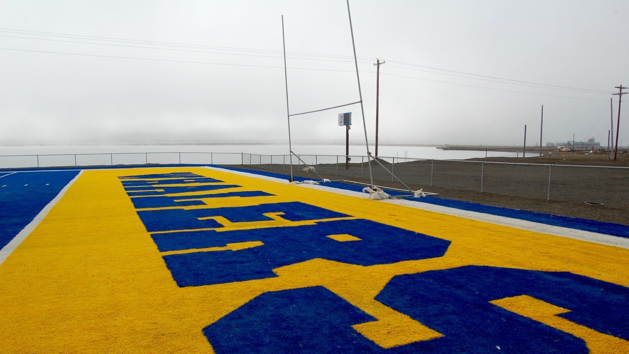 Football Town Barrow Alaska episodes (TV Series 2015)
