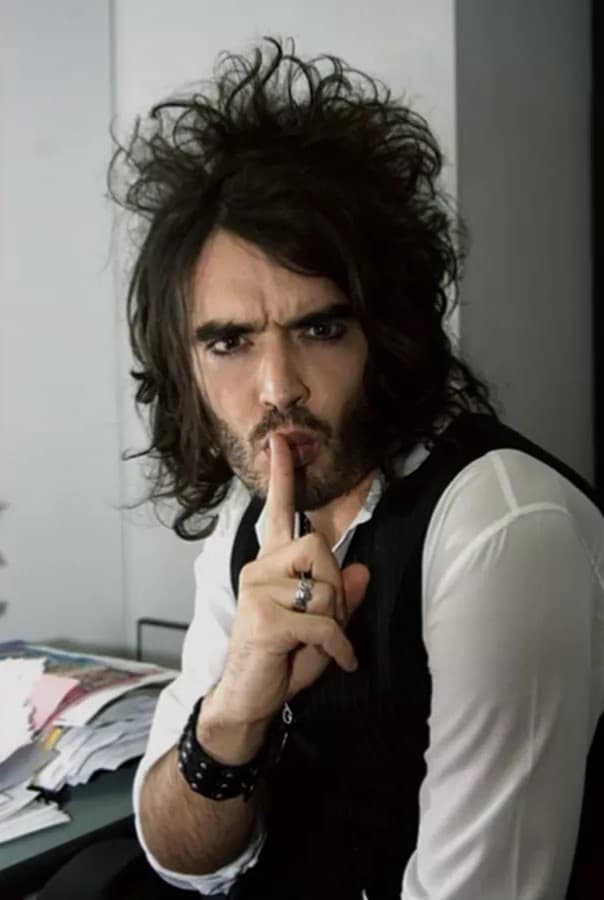 Russell Brand: In Plain Sight countdown - how many days until theater ...